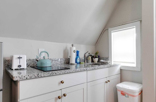 Fan District Apartment | Cozy Nest Studio/Free Parking/Central Location