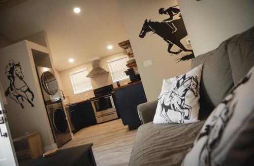 Charles Town House | Cozy Pool & Hot Tub Retreat by Casino
