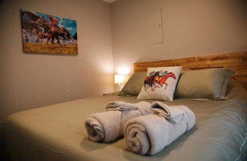 Charles Town House | Cozy Pool & Hot Tub Retreat by Casino