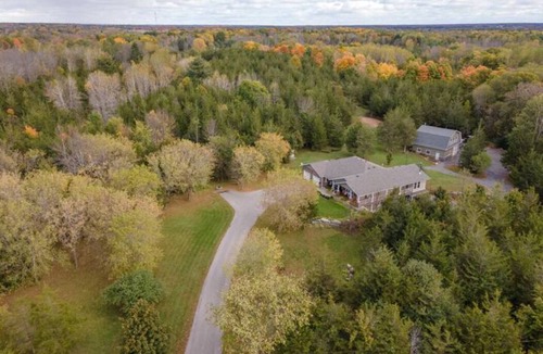 Greater Napanee House | Cozy Retreat On The Eastside Estate (8guests)