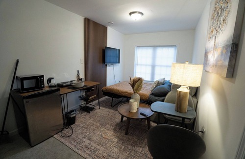 Duluth Apartment | Cozy studio in lovely Duluth with WiFi, AC
