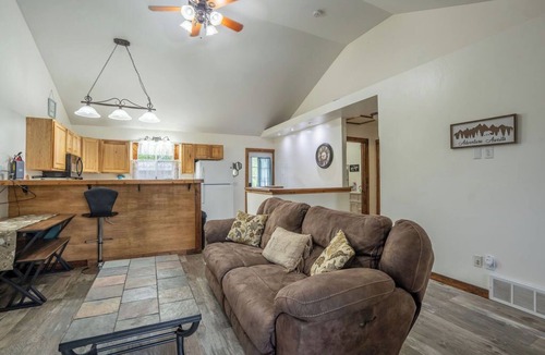 St. Anthony House | Cozy Waterfront Retreat with Hot Tub in St. Anthony