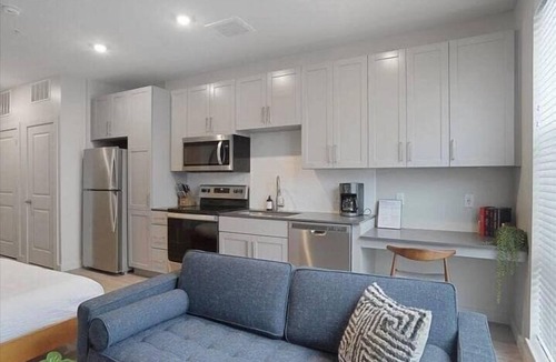 Lawrenceville Apartment | CozySuites l Spacious SDO, Lawrenceville