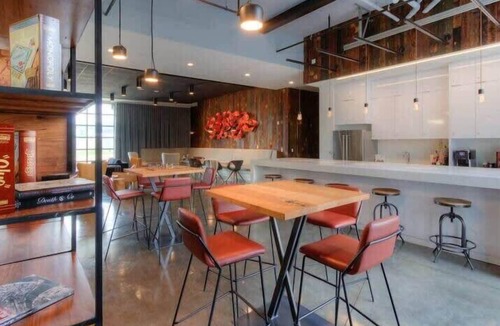 Lawrenceville Apartment | CozySuites l Spacious SDO, Lawrenceville