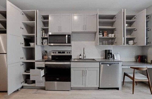 Lower Lawrenceville Apartment | Cozysuites l Spacious SDO Lawrenceville