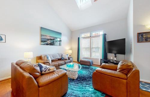 Ocean View House | Creekside --- 55 Tributary Lane