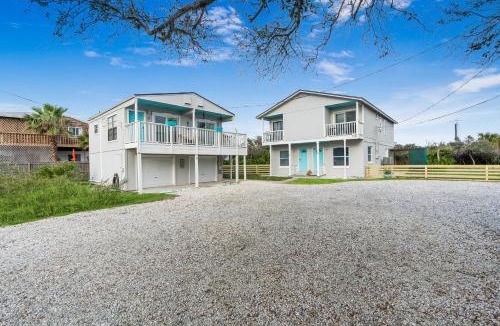 Crescent Beach Apartment | Crescent Beach Bungalow C