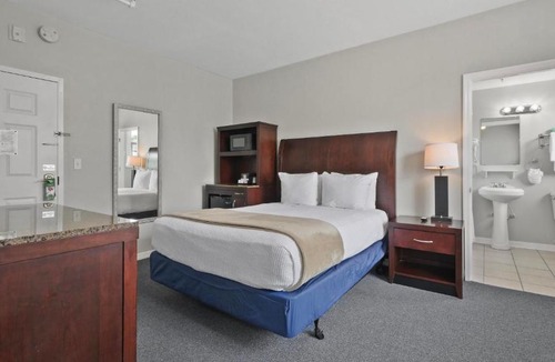 La Vista Hotel | Crystal Bay Historic Hotel