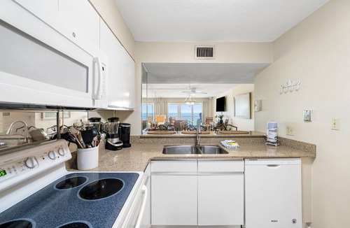 Gulf Lagoon Beach Condo | D903 Spectacular Direct Gulf views! 3 pools