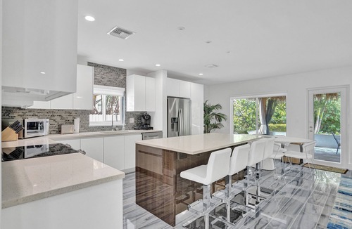 Victoria Park Villa | Daddy House