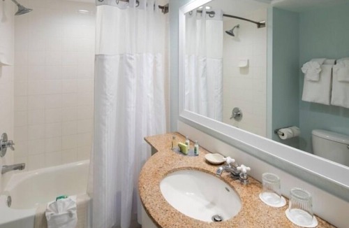 St. Pete Beach Hotel | Deluxe 2 Double Beds on St. Pete Beach!