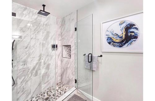 Maryvale Apartment | Desert Oasis 2BD 2BA Gated Resort with Pool & Gym