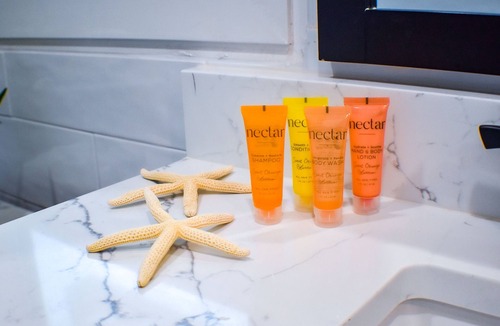 Clearwater Beach Hotel | Devon Shores- Standard King
