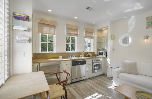 Seaside House | Directly Across from Beach in SeasideFL, Sleeps 4, and 2 Adult Bikes!