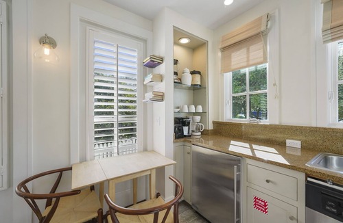 Seaside House | Directly Across from Beach in SeasideFL, Sleeps 4, and 2 Adult Bikes!