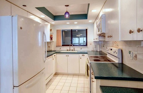 Sand Key Condo | Directly on the Beach! Book a week in Aug & get up to 7 days free!