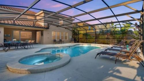 Watersong House | Disney 6BR Villa w/Pool, Spa & Game Room