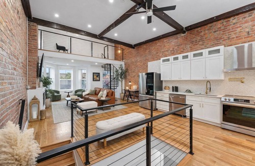 Columbia Heights Condo | District Gojo A - Modern 3BR Loft with Rooftop