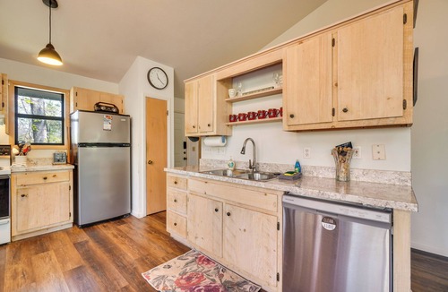 Unaka Cabin | Dock on Hiwassee Lake! Family Murphy Retreat