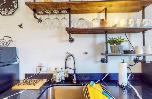 Goldenrod Condo | Dog-Friendly Apt w/Fenced Yard in Winter Park