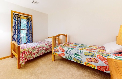 Colington Harbour House | Dog-friendly house with great outdoor living space - close to the ocean
