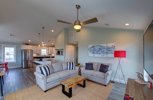 Salvo House | Double Dog Dare – Sound-View OBX Retreat in Black Dog Harbor, Salvo