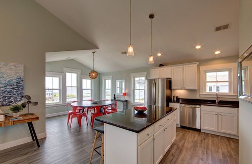 Salvo House | Double Dog Dare – Sound-View OBX Retreat in Black Dog Harbor, Salvo