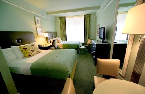 Central Park West Hotel | Double Room | Full Kitchen | 0.2 Mi to Museum of Natural History