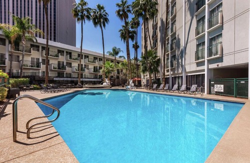 Encanto Hotel | DoubleTree by Hilton Phoenix Midtown