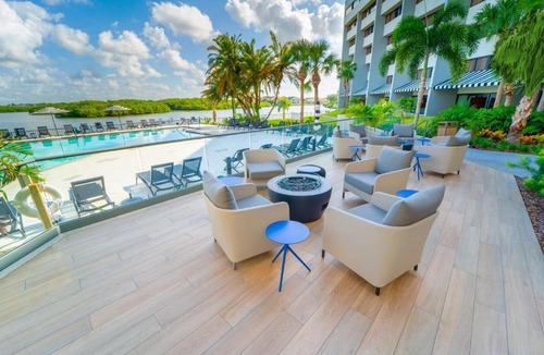 Rocky Point Hotel | DoubleTree by Hilton Tampa Rocky Point Waterfront
