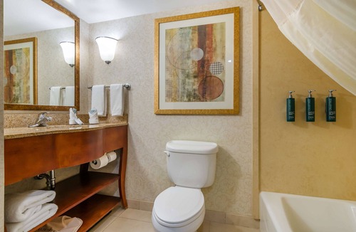 Jefferson City Hotel | DoubleTree by Hilton Hotel Jefferson City