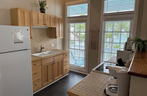 Uptown - Upper Duval House | Douglas House - Adults Only