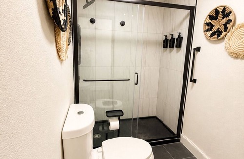 Show Low Hotel | Dream Catcher room at the Kiva on Main St in Show Low