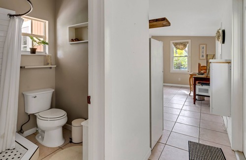 Riverside Park House | Dreaming Of The Tropics! Hemingway House With Additional Guest House 2 Bedroom Home by Redawning