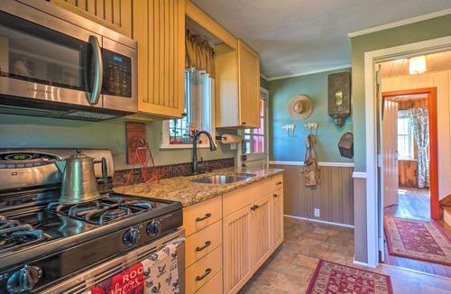 Crossville Cottage | Dreamy Homestead Escape: Patio, Ranch On-site