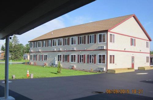 Niagara Falls Hotel | Driftwood Motel