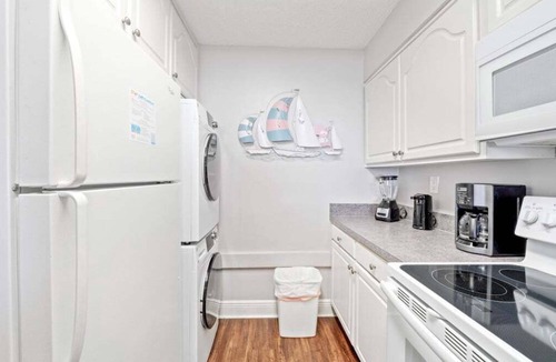 Holiday Beach Condo | Dune A207-CoveredParking-Tennis/Pickleball-Book Now!
