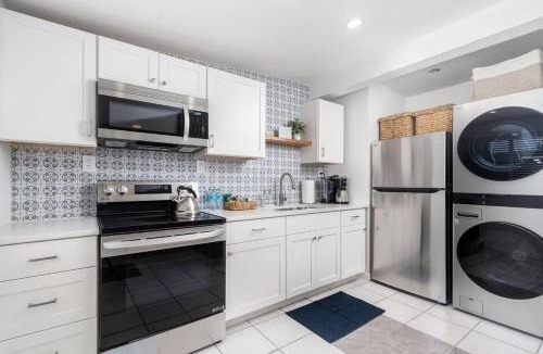 Boys Works House | Duplex-Both Units Bungalow A&B Matanzas Launch