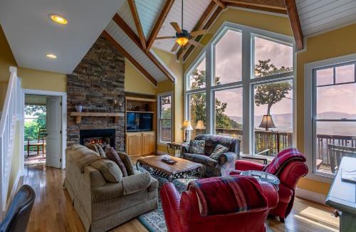 Banner Elk House | Echota Ridge Boulders