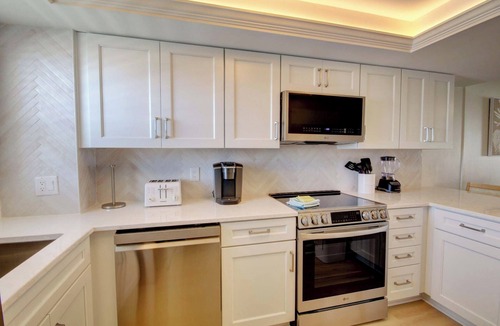 Fort Walton Beach Condo | El Matador 452 - FREE TICKETS! Your stay includes free tickets to many area attractions!