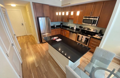 Radnor - Fort Myer Heights Apartment | Elegant 1-Bedroom Residence in Arlington with Premium Amenities