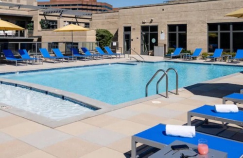 Radnor - Fort Myer Heights Apartment | Elegant 1-Bedroom Residence in Arlington with Premium Amenities
