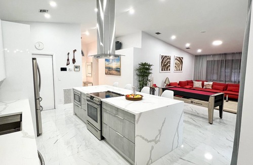 Dania Beach House | Elegant 4BR/2BA Oasis w/Heated Saltwater Pool – Beach Nearby!