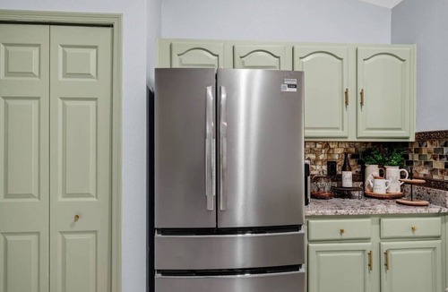 Solana House | Elegant Solana Retreat | Pool | 20 Min to Disney