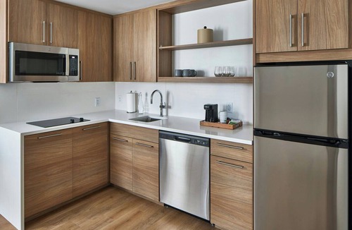 Dunwoody Hotel | Element by Marriott Atlanta Perimeter Center