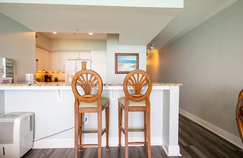Panama City Beach Condo | Emerald Beach #1526 1BR+Bunk Early Booking Discount 2 Free Beach Chairs
