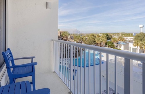 Fort Walton Beach Hotel | Enjoy Gulf Escape with Pools Near Okaloosa Adventures | 2 Units