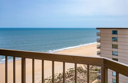 North Ocean City Hotel | Enjoy Relaxing Sunset on this Ocean View Suite | Steps from the Beach