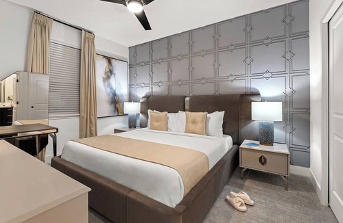 Florida Center Hotel | Entertainment-Filled Getaway with Private Pool, Arcade & Resort Perks