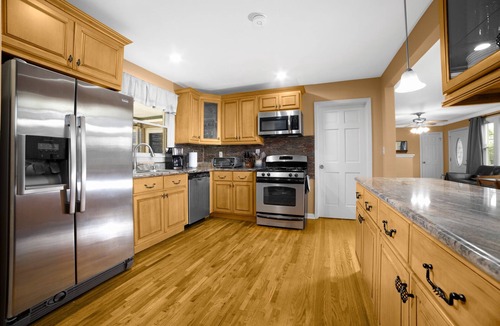 Rosebank House | Entire East Nashville home in quiet older neighborhood, close to downtown.